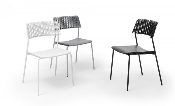 Cala Hybrid plastic 4 legged chairs