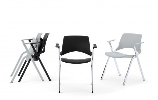 laKENDÒ PLASTIC ARMCHAIR